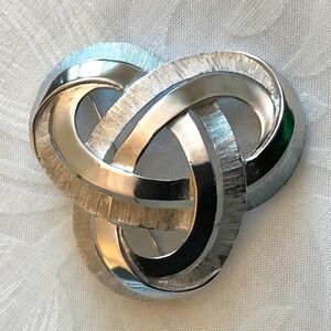 Vintage Trifari Brooch